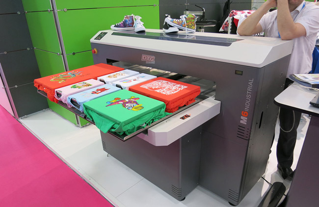 DTG-Digital-Pigment-inc-FLAAR-Staff-T-shirt-business